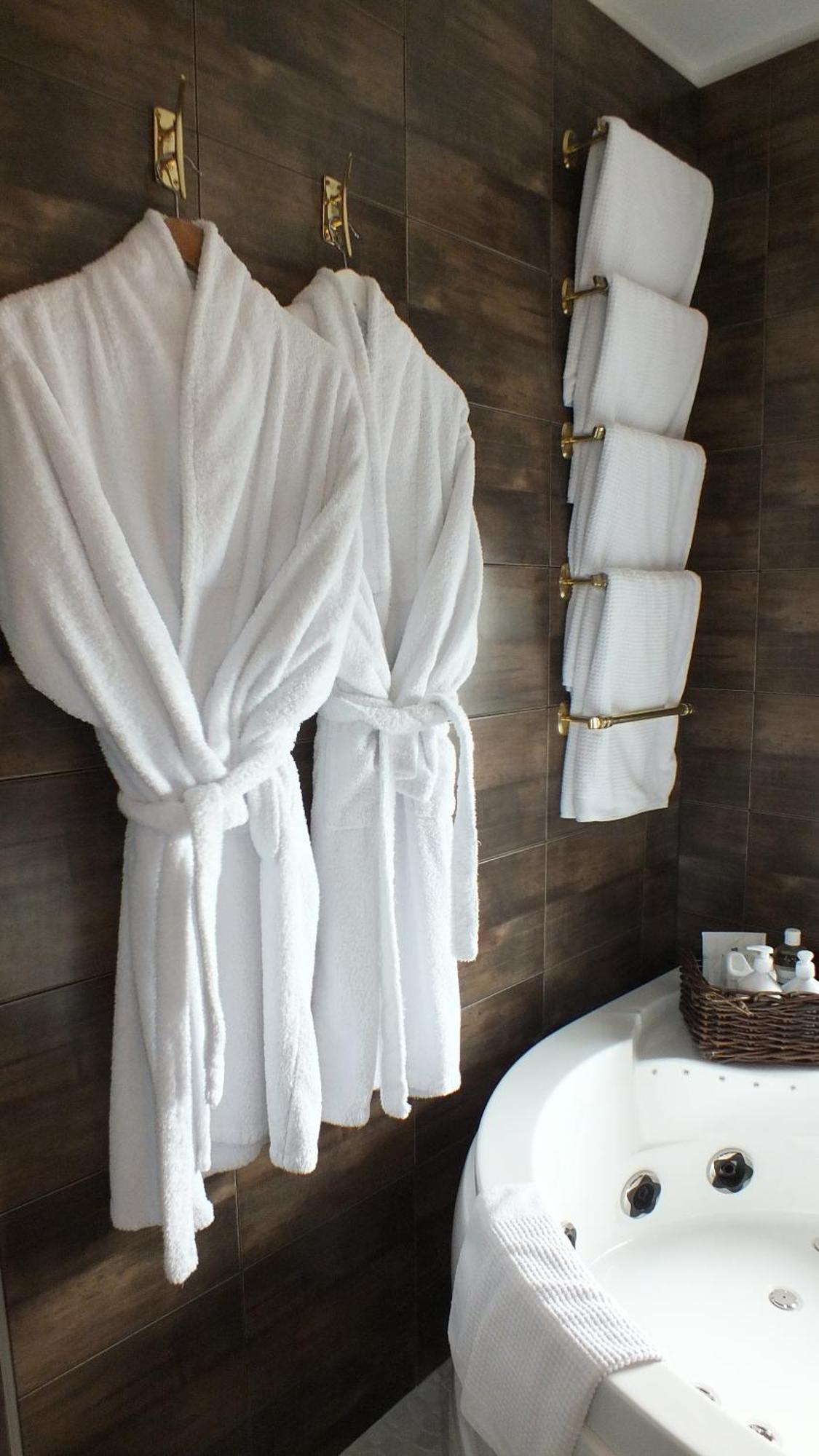 Hotel - Restaurant - Salon De The Le Beausejour 트레가스텔 객실 사진